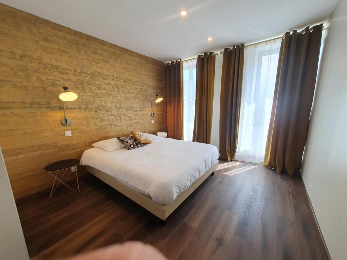 Legend Majestic - 3 Chambres - Parking Prive Gratuit - Centre Ville - Quai De Saone - Gare - Fibre Macon Exterior photo